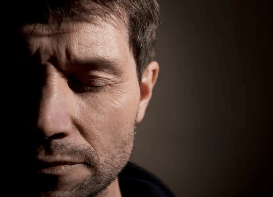 Image of man suffering from PTSD Beginning to recover through CBH